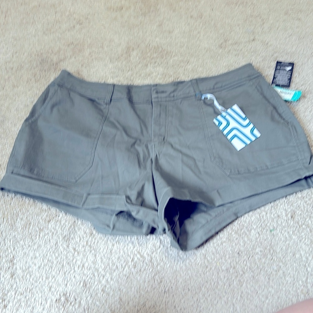 NWT market & Spruce chino shorts
